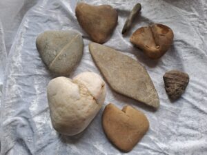 Besonders geformte Steine