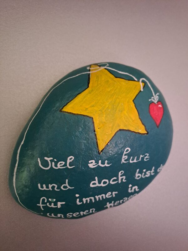 Sternenkinder Gedenkstein Viel zu kurz seitlichere Ansicht, damit man die Oberseite besser sieht