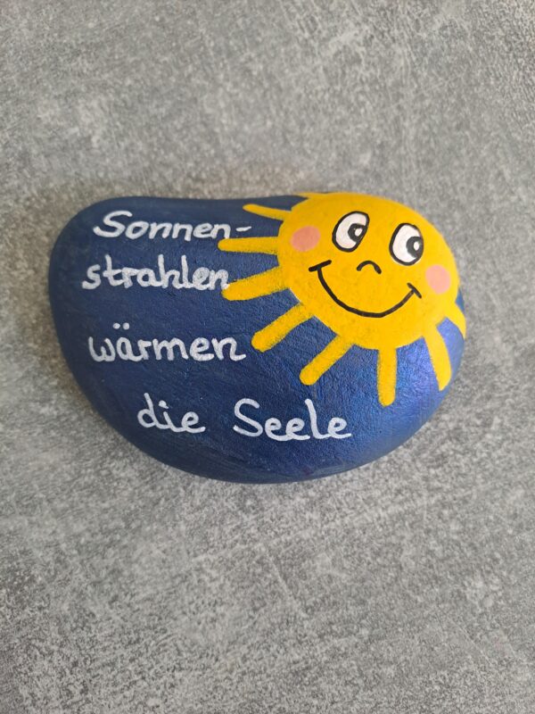 Sonnenstrahlen Spruchstein mit dem Text Sonnenstrahlen wärmen die Seele