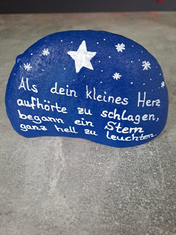 Als dein kleines Herz aufhörte zu schlagen Gedenkstein Sternenkind dunkelblau mit weißen Sternen verziert, Stein stehend
