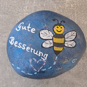 Gute Besserung Spruchstein dunkelblau grundiert mit Biene